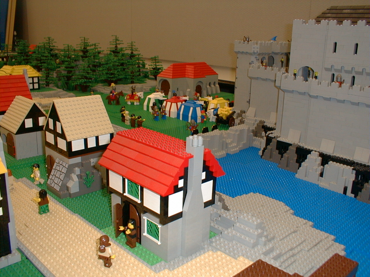 14_castle_layout.jpg