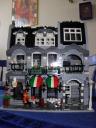 lego_modular_pizzeria_moc_02.jpg