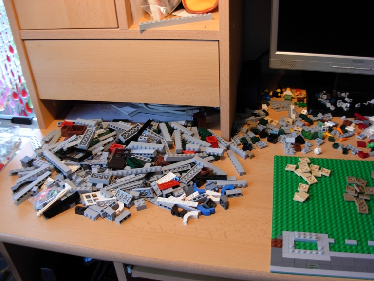 lego_10185_green_grocer001.jpg