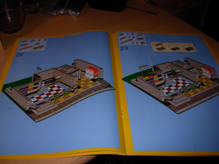 lego_10185_green_grocer021.jpg