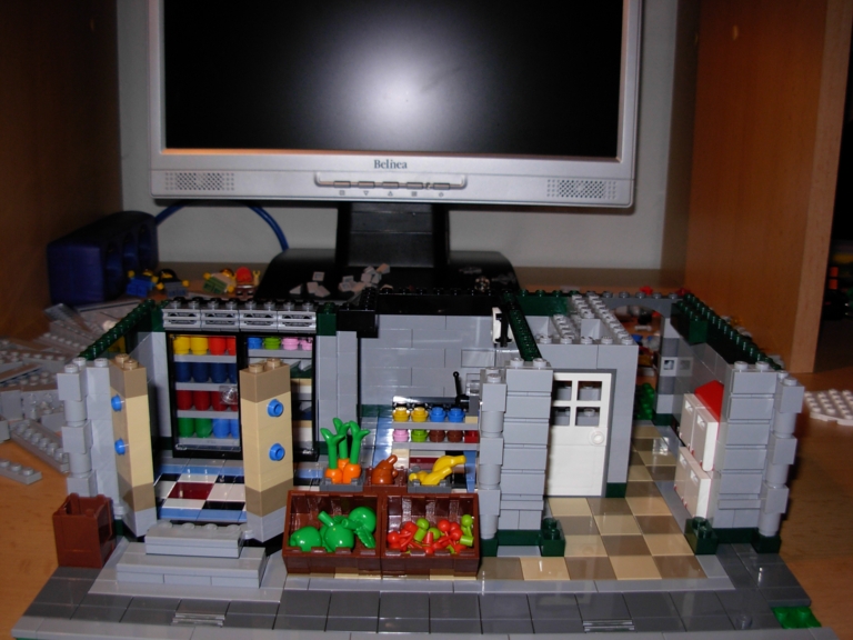 lego_10185_green_grocer027.jpg