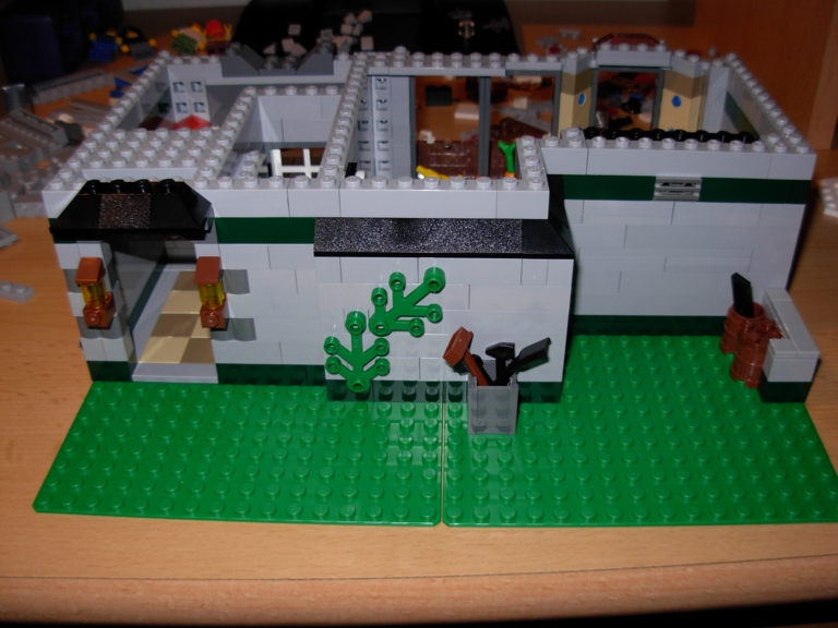 lego_10185_green_grocer030.jpg