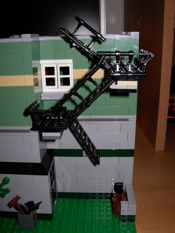 lego_10185_green_grocer055.jpg