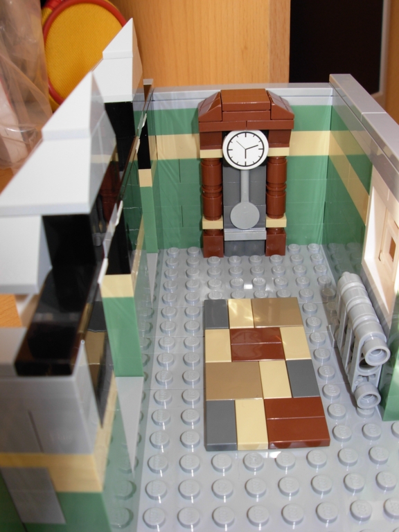 lego_10185_green_grocer115.jpg