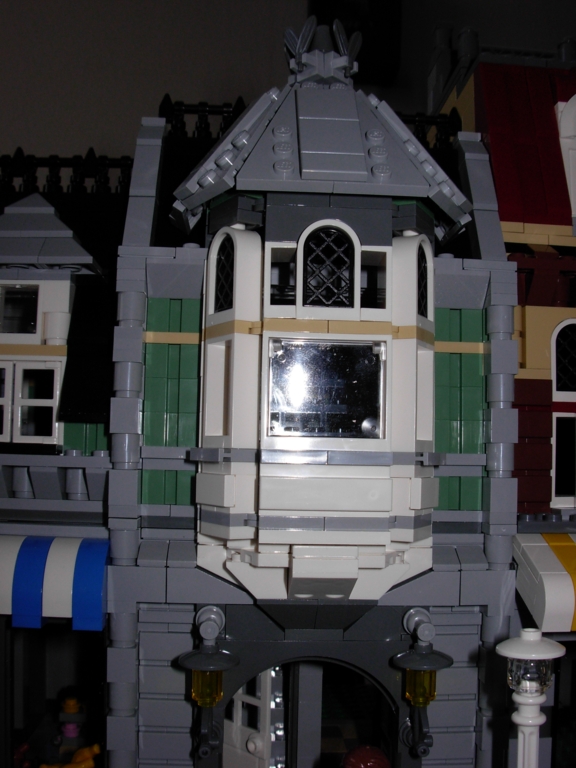 lego_10185_green_grocer149.jpg