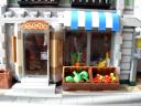 lego_10185_green_grocer097.jpg