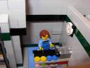lego_10185_green_grocer134.jpg
