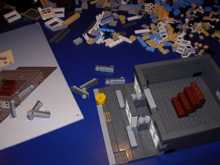 lego_10190_market_street09.jpg