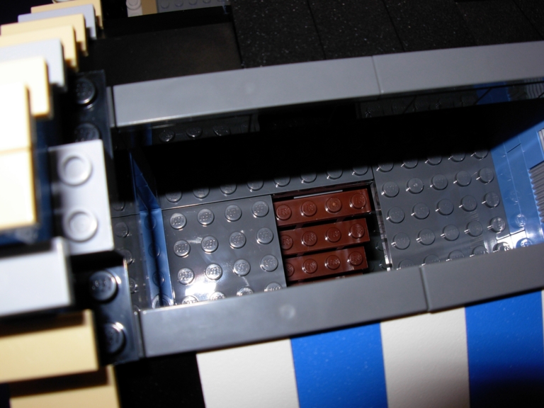 lego_10190_market_street21.jpg