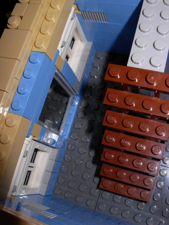 lego_10190_market_street25.jpg