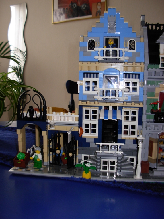 lego_10190_market_street27.jpg