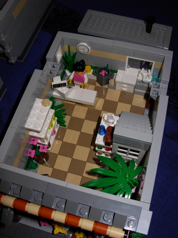 lego_modular_florist_moc_14.jpg