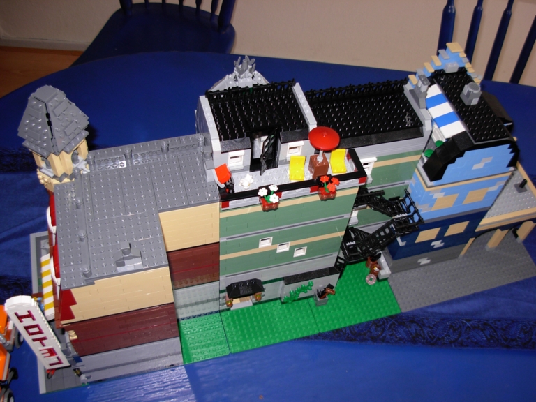 lego_modular_houses06.jpg