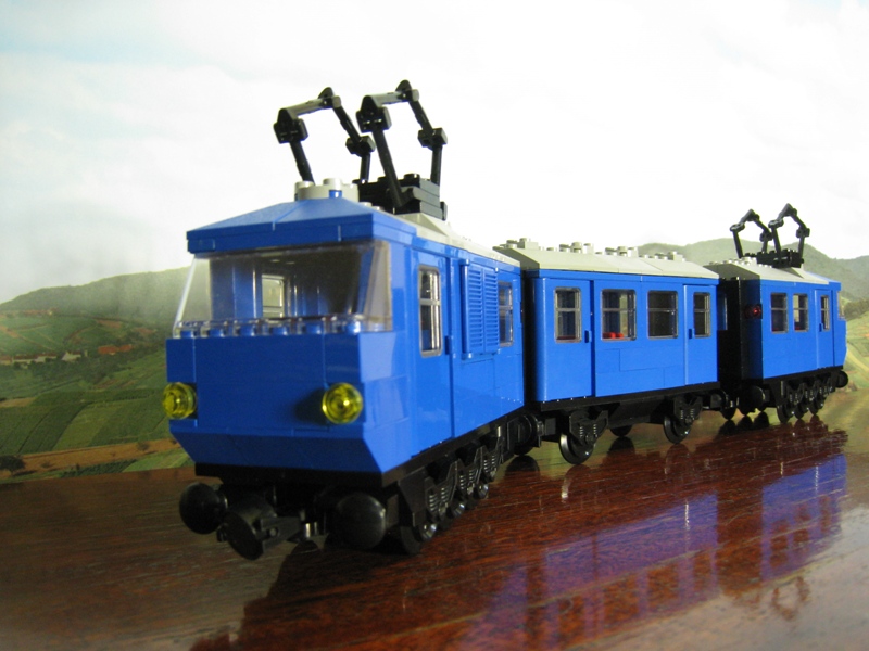 blue7725-pic1.jpg