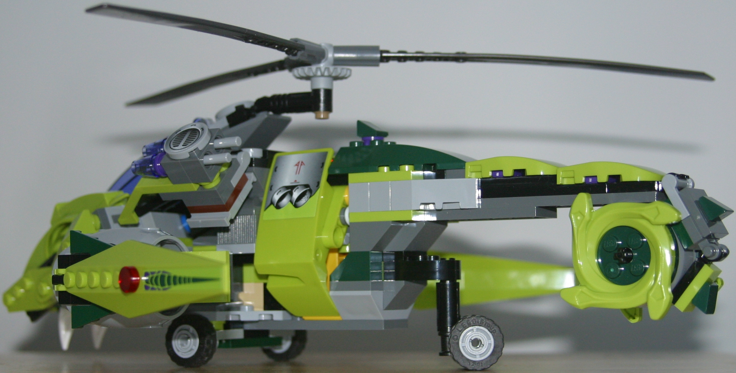 07_rear_landing_gear_01.jpg