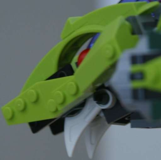 02_friction_fangs.jpg