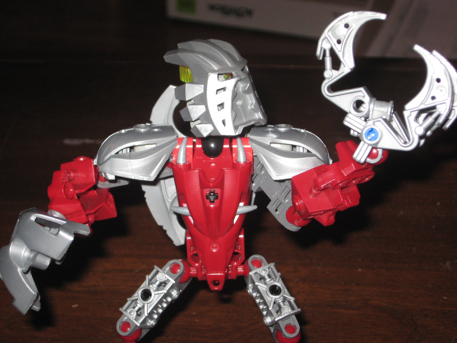 self_moc_matoran_001.jpg