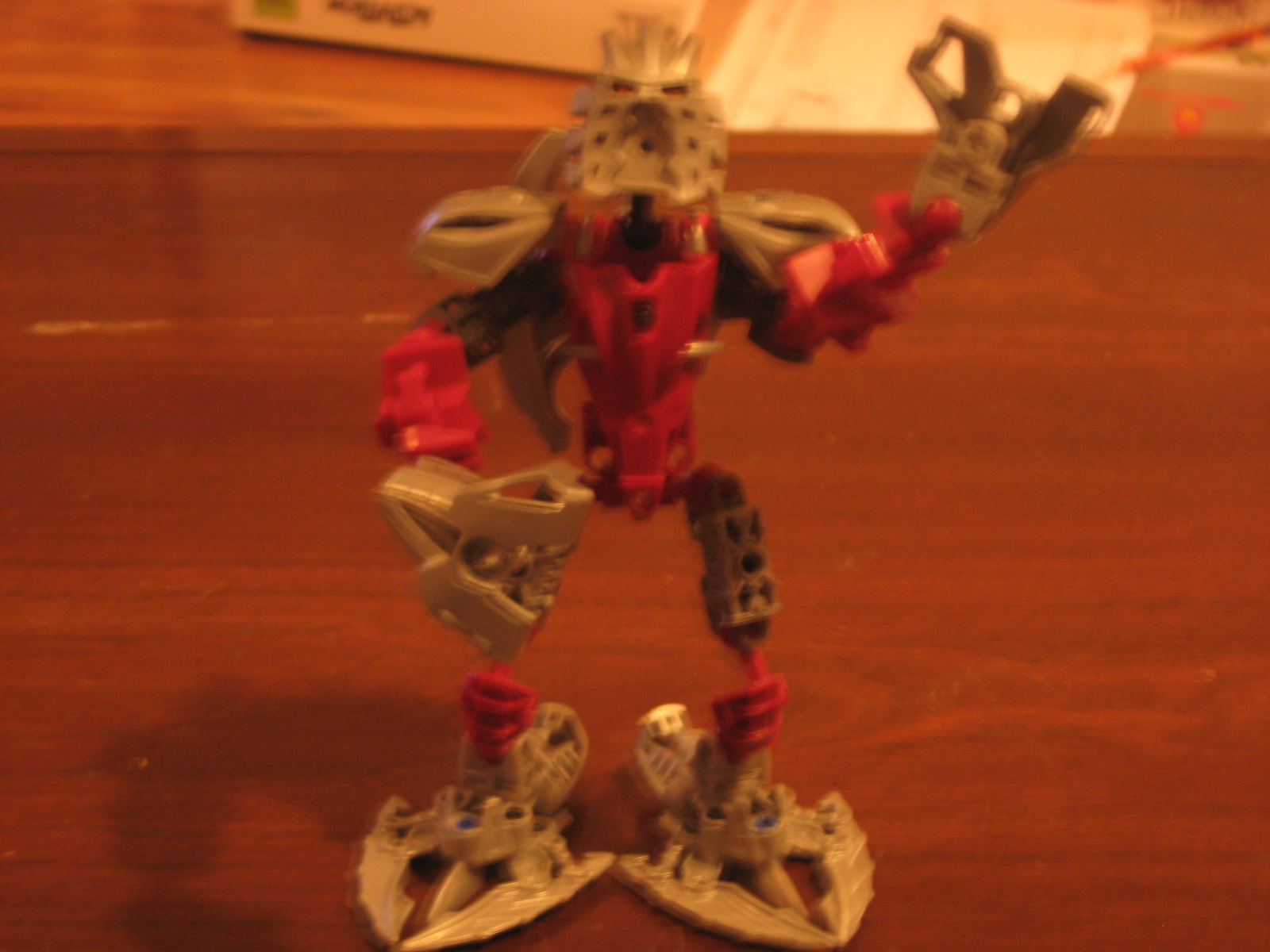 self_moc_matoran_006.jpg