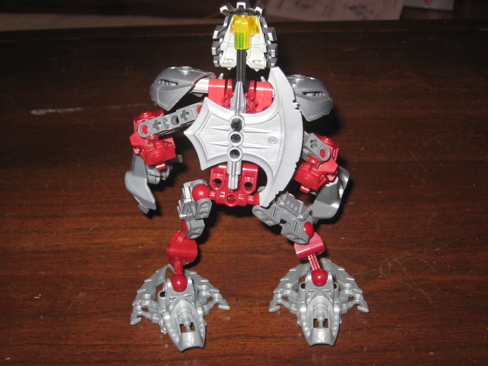 self_moc_matoran_009.jpg