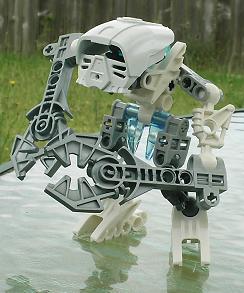 ko-matoran_nau_frontleft.jpg