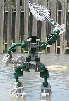 le-matoran_heru_rear.jpg