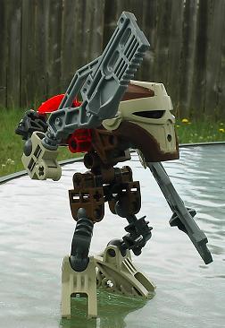 po-matoran_aker_frontright.jpg