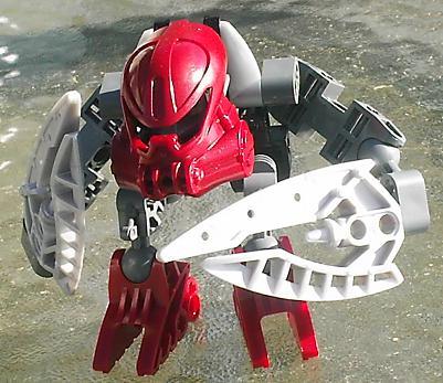 ta-matoran_dezalk_frontleft.jpg