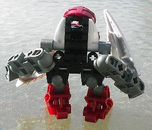 ta-matoran_dezalk_rear.jpg