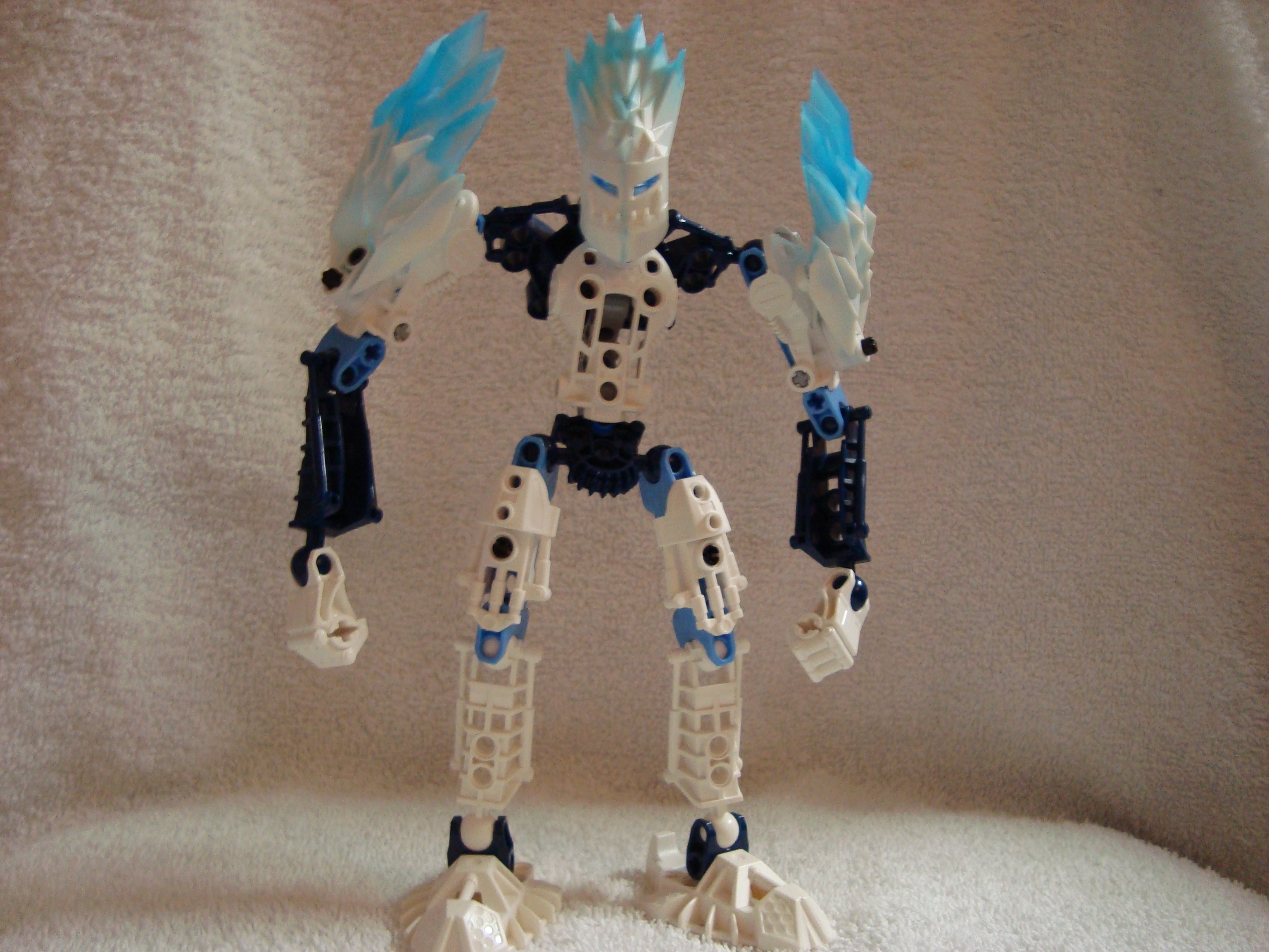 glatroian_strakk_013.jpg