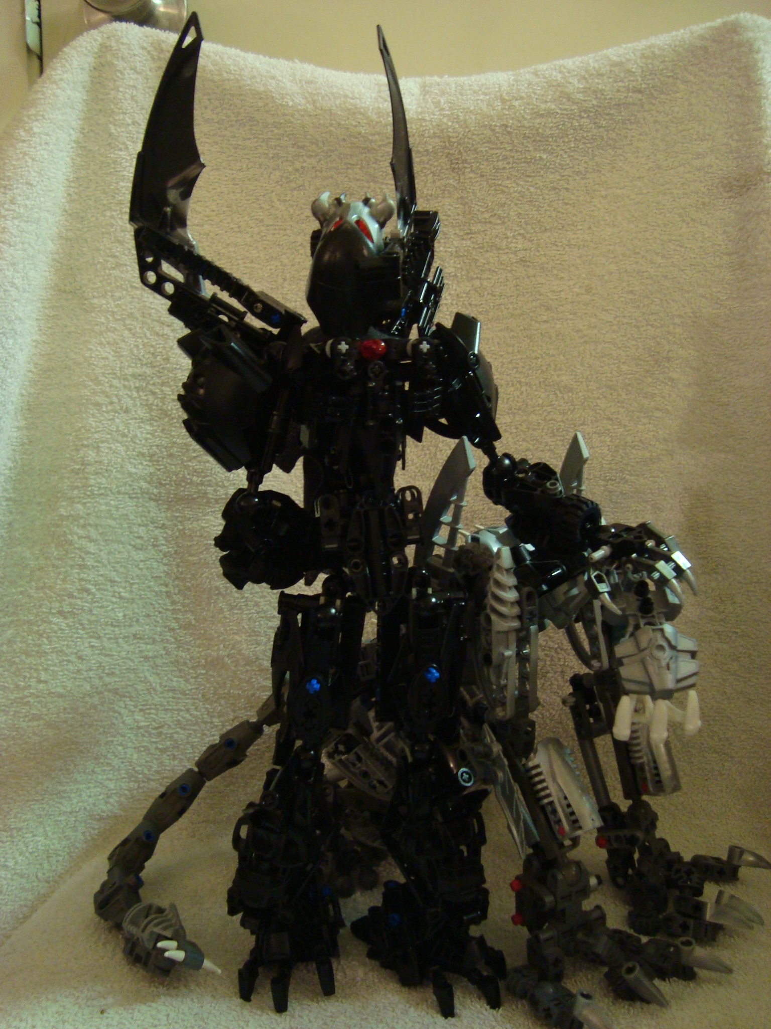 makuta-relicor_021.jpg