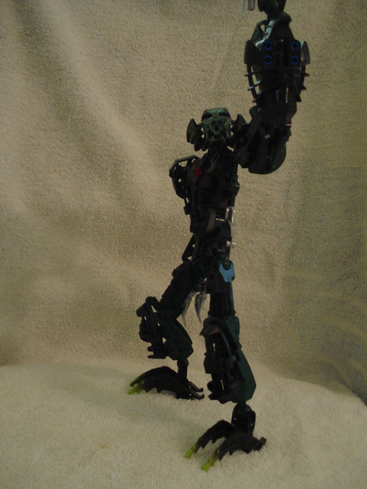 makuta_diatex_001.jpg