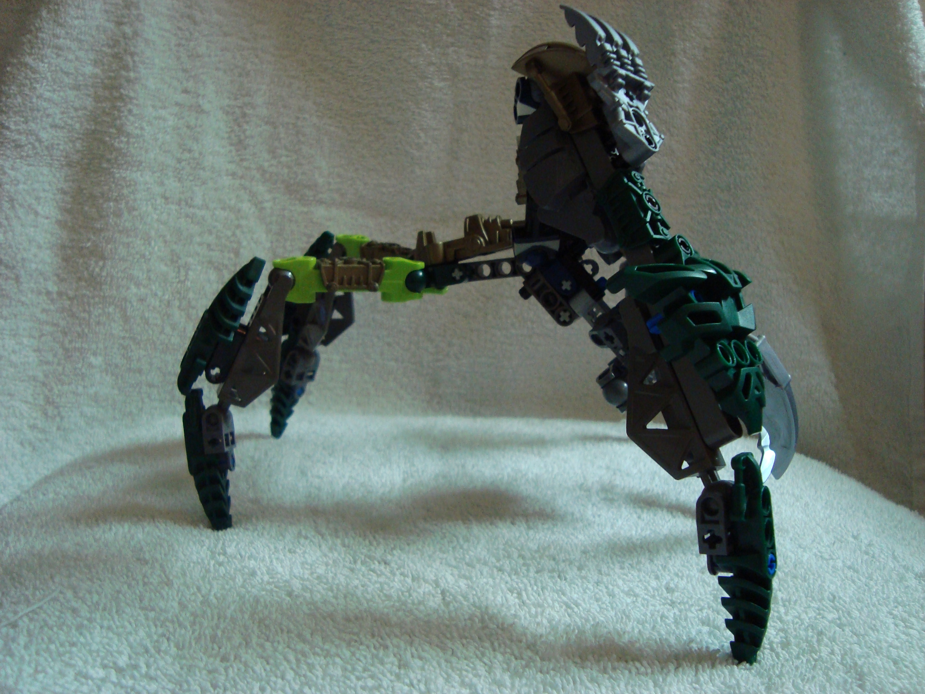 visorak_queen_001.jpg