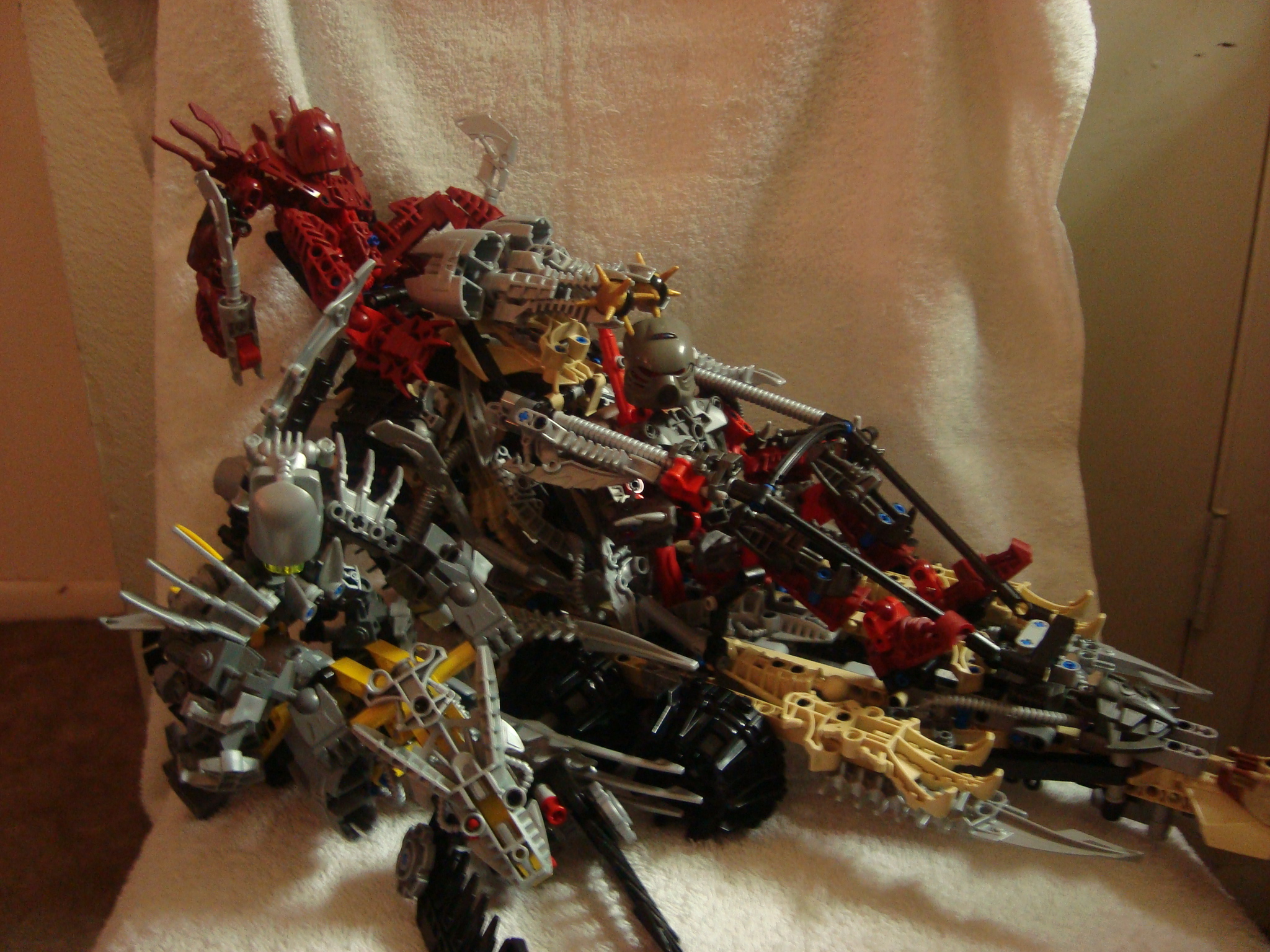 dark_hunter_rides.jpg