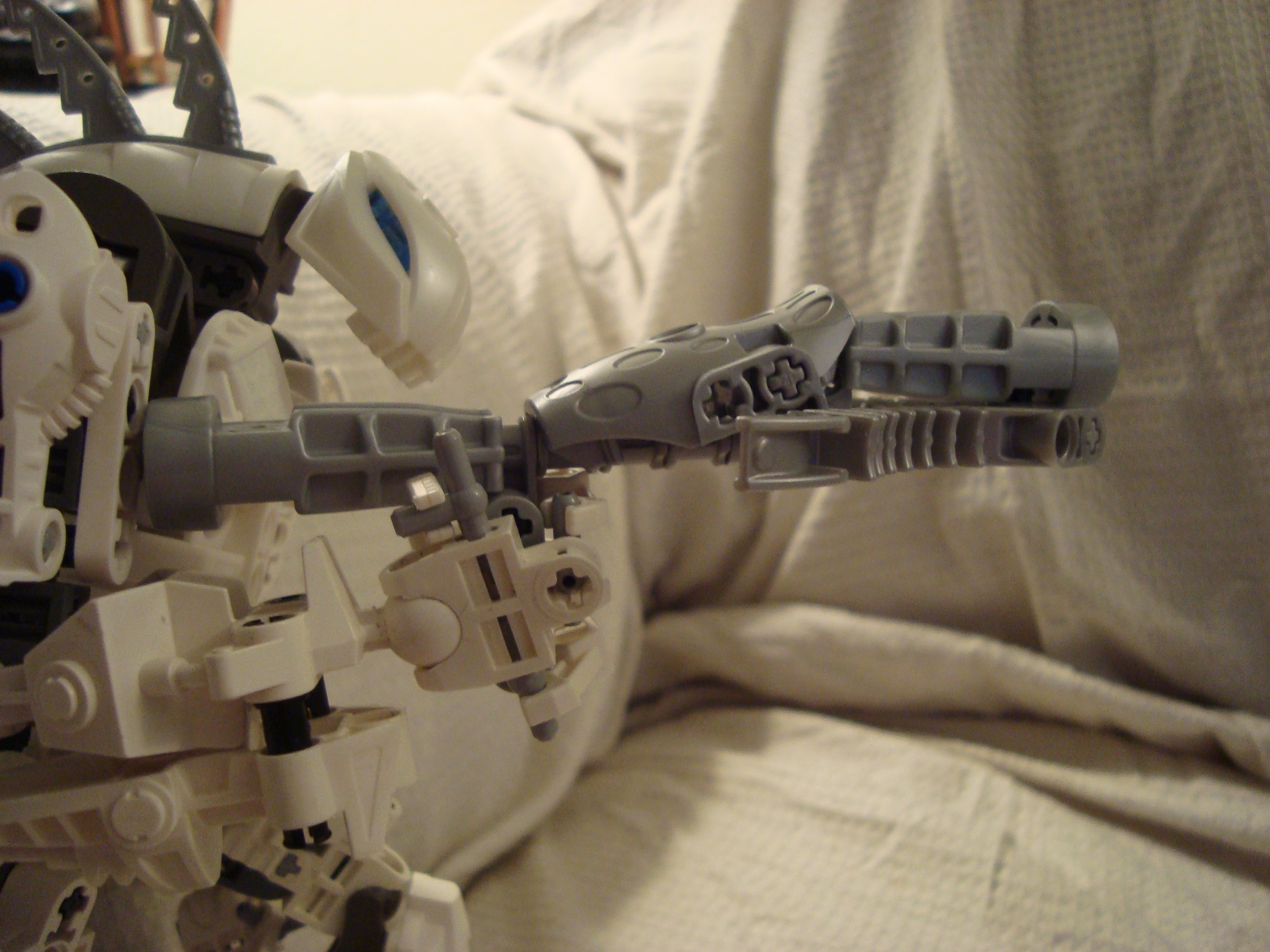 weapons.jpg