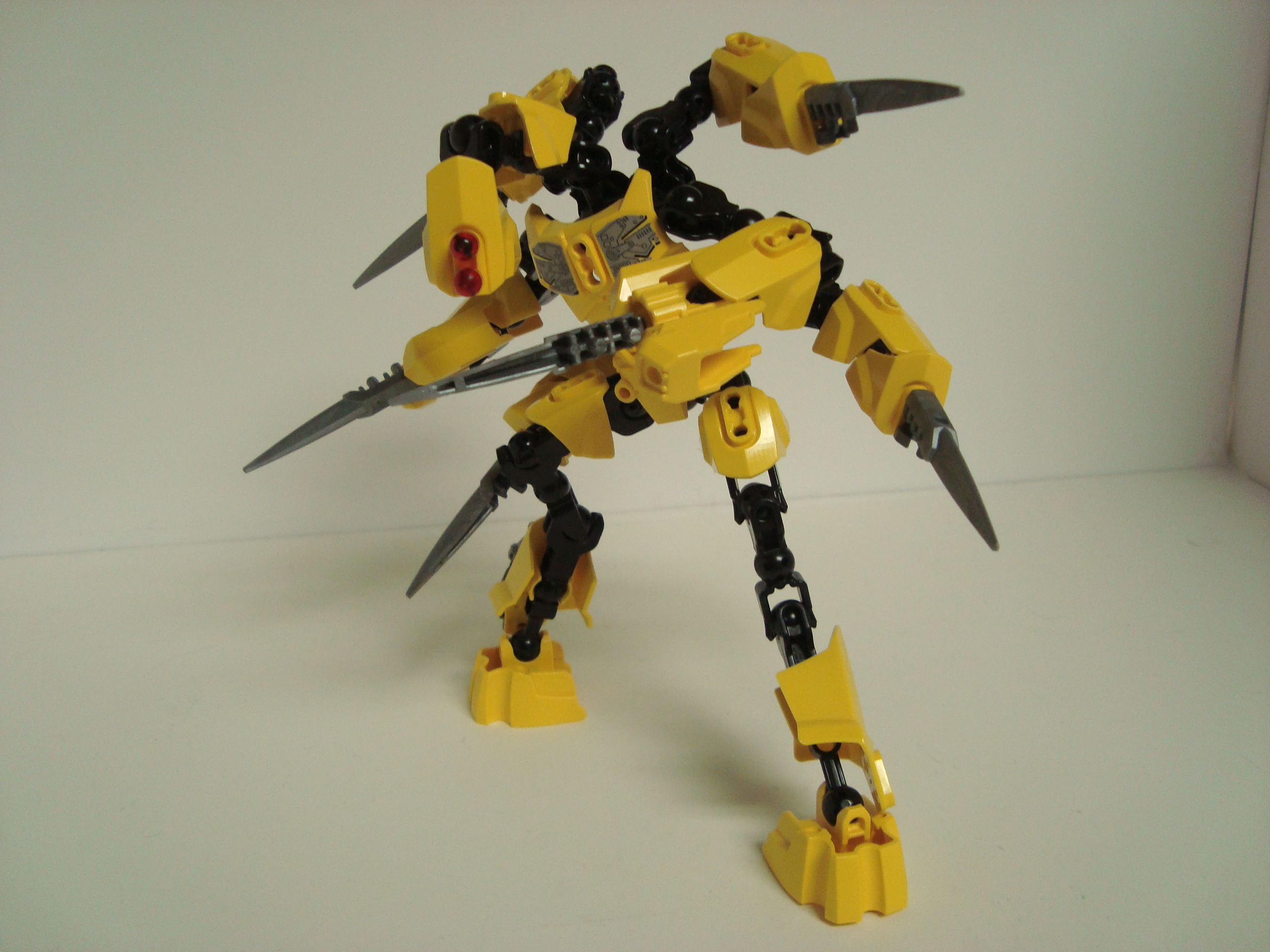 demon_yellow_001.jpg
