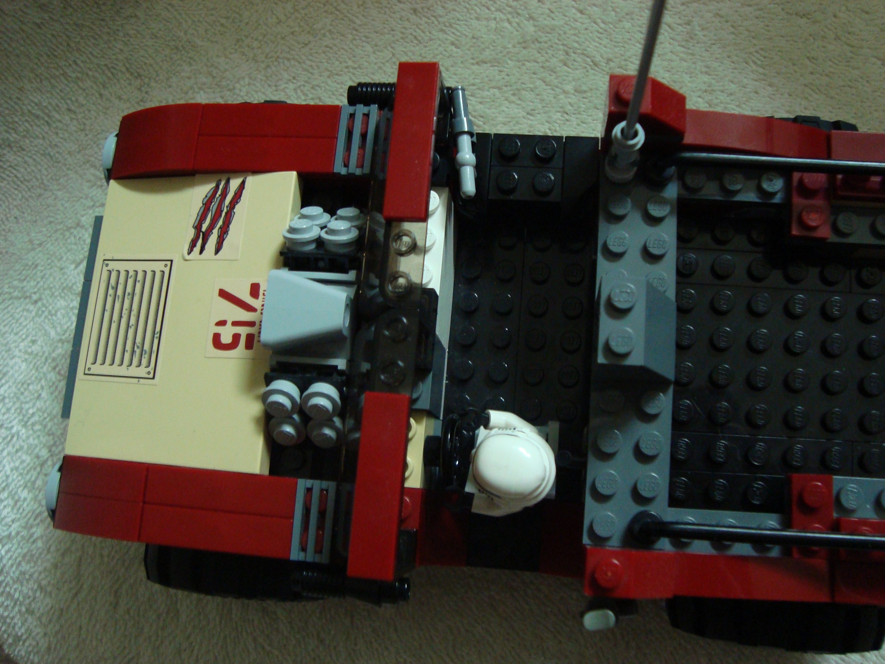assault_truck_002.jpg