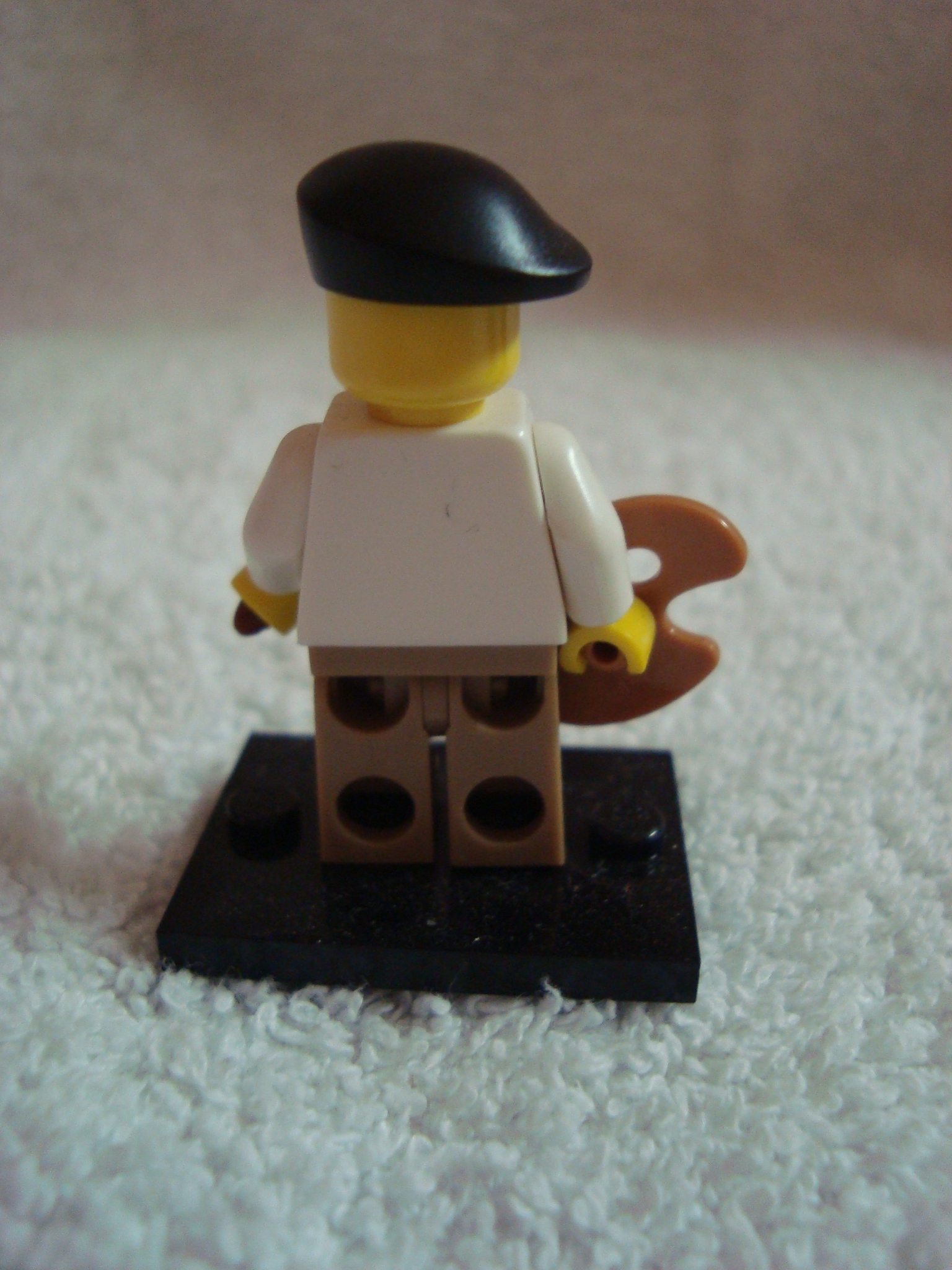 lego_minifigures4_artist_003.jpg