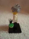 lego_minifigures4_scientist_002.jpg