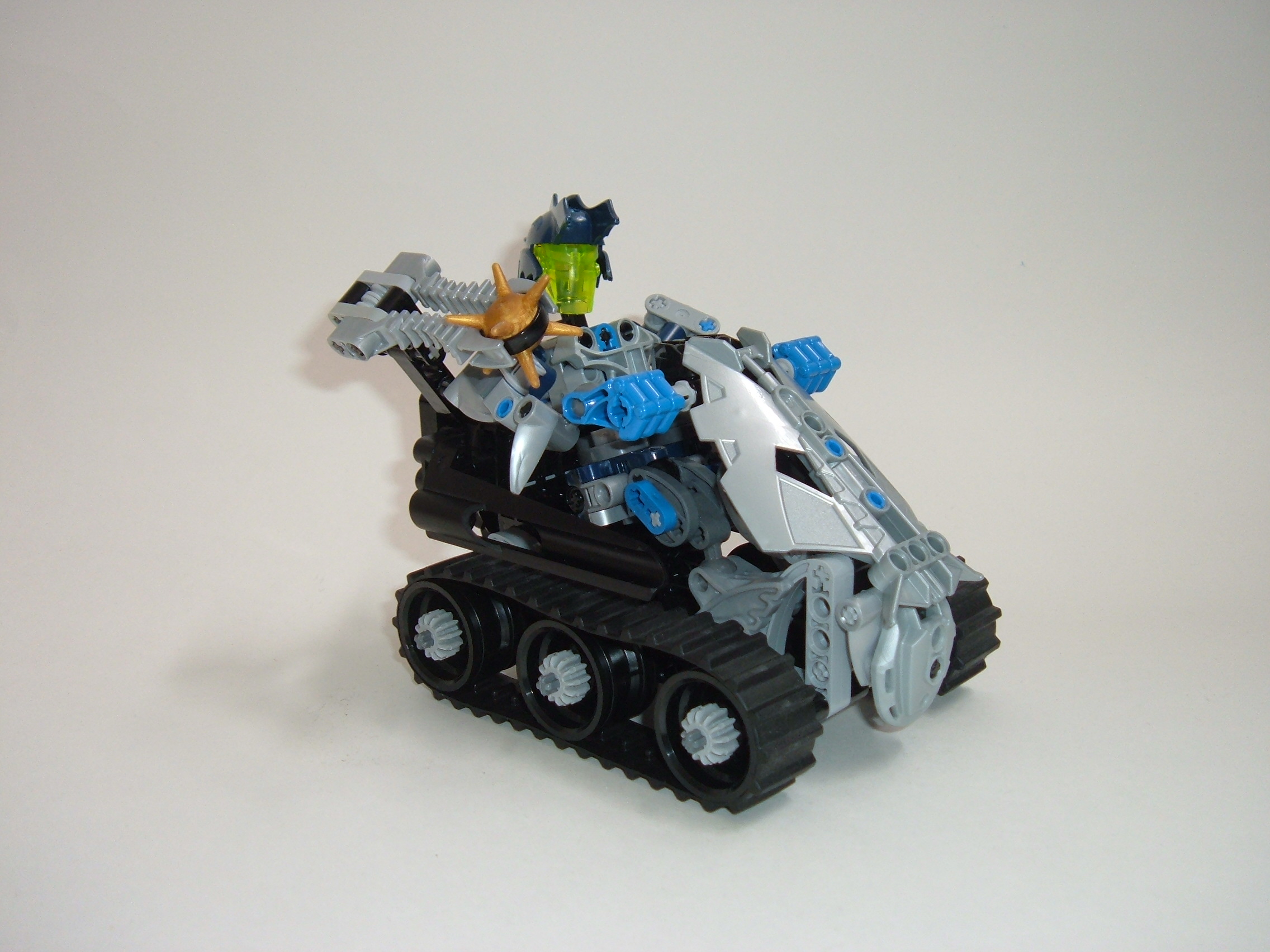 agorivehicle_003.jpg