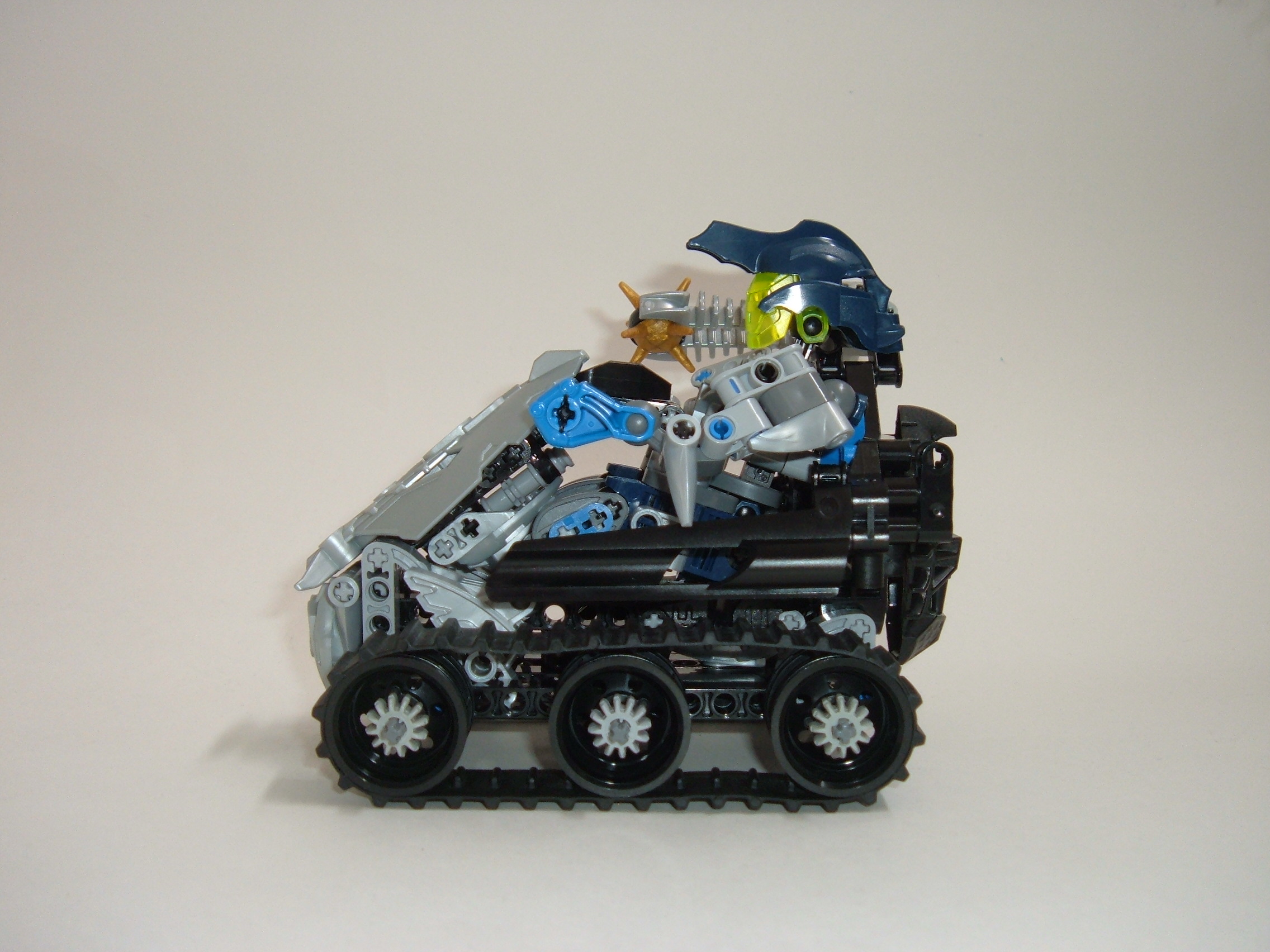 agorivehicle_005.jpg