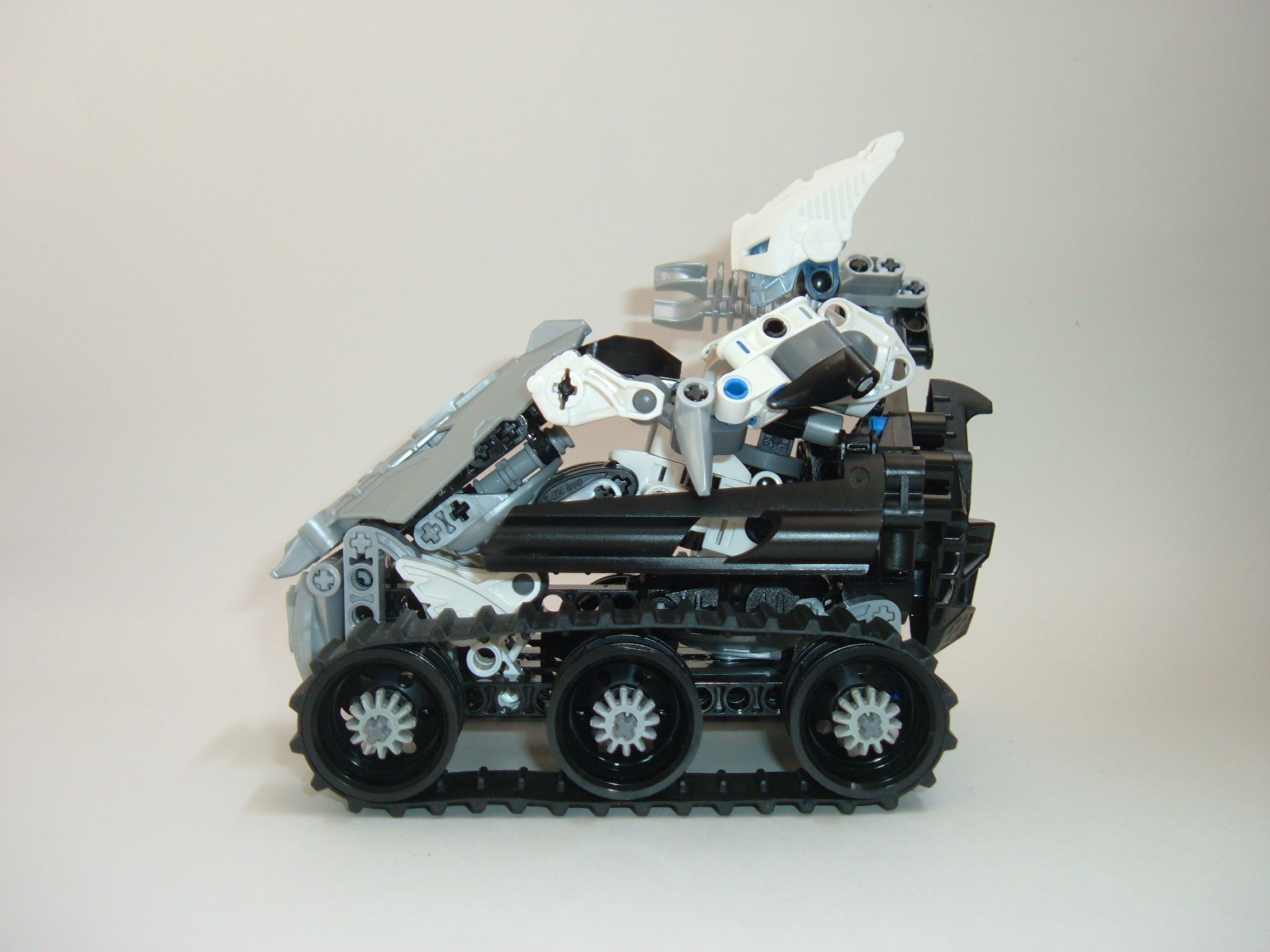 agorivehicle_032.jpg