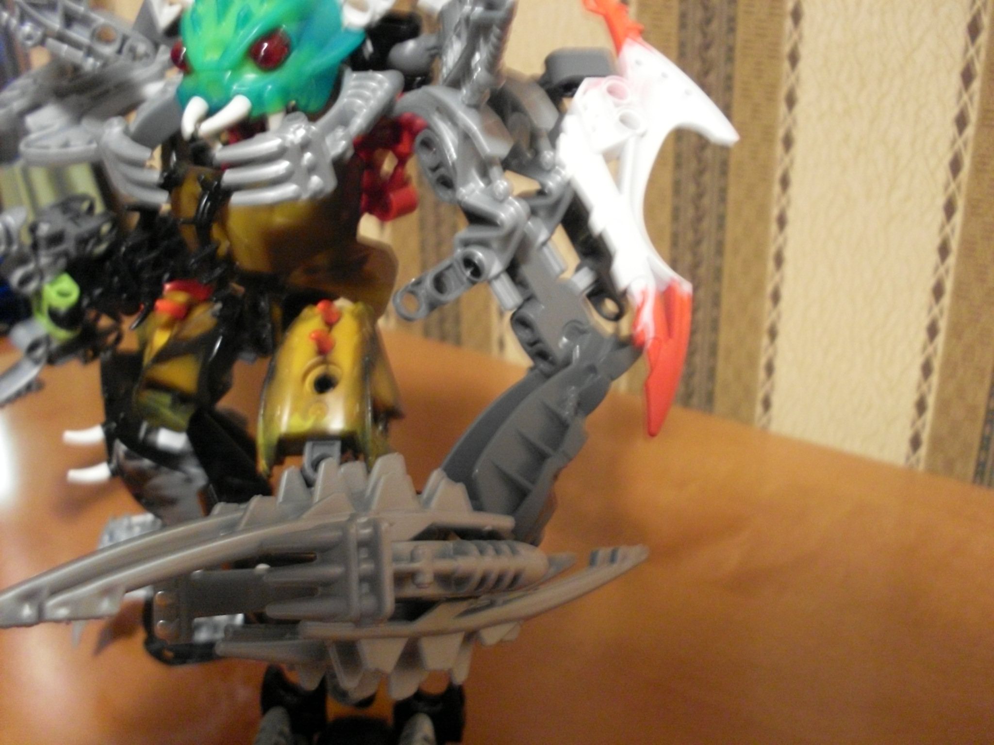xyrak7.jpg