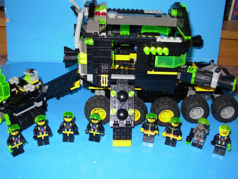 crew1.jpg