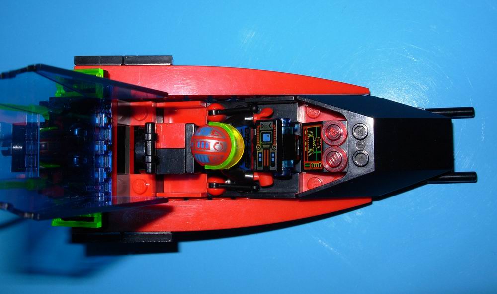05-cockpit.jpg