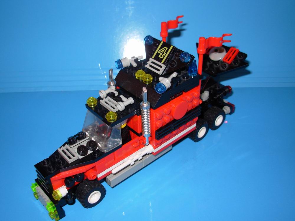red_truck_1.jpg