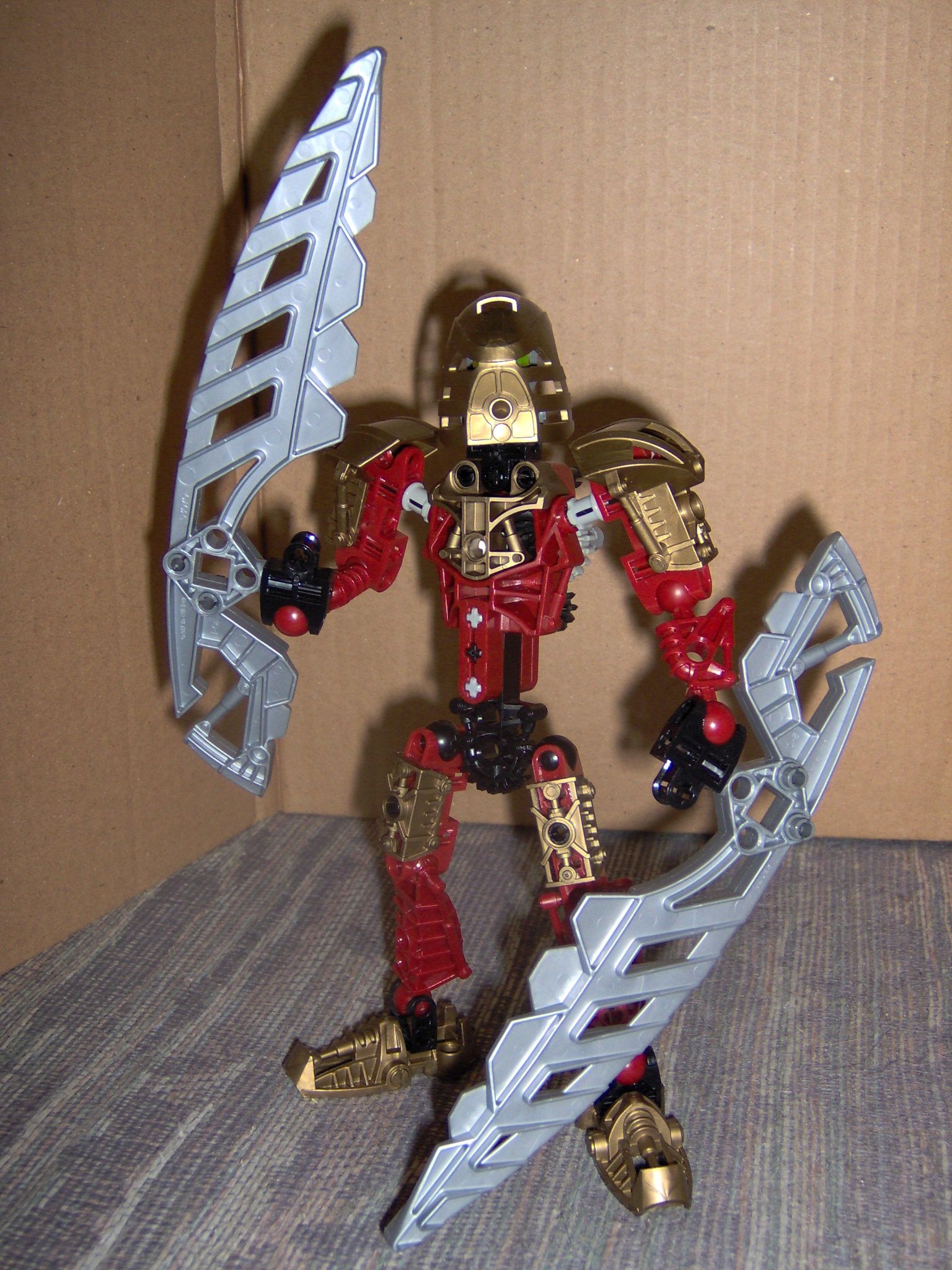 lhikan_001.jpg