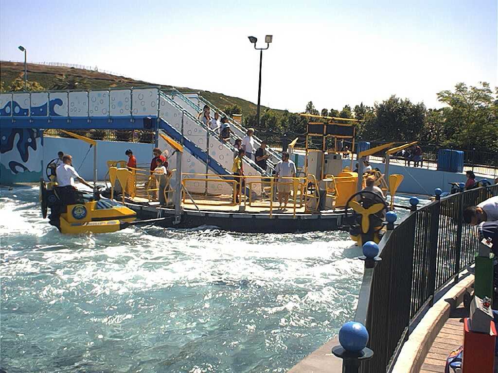 aquazonewaveriders.jpg