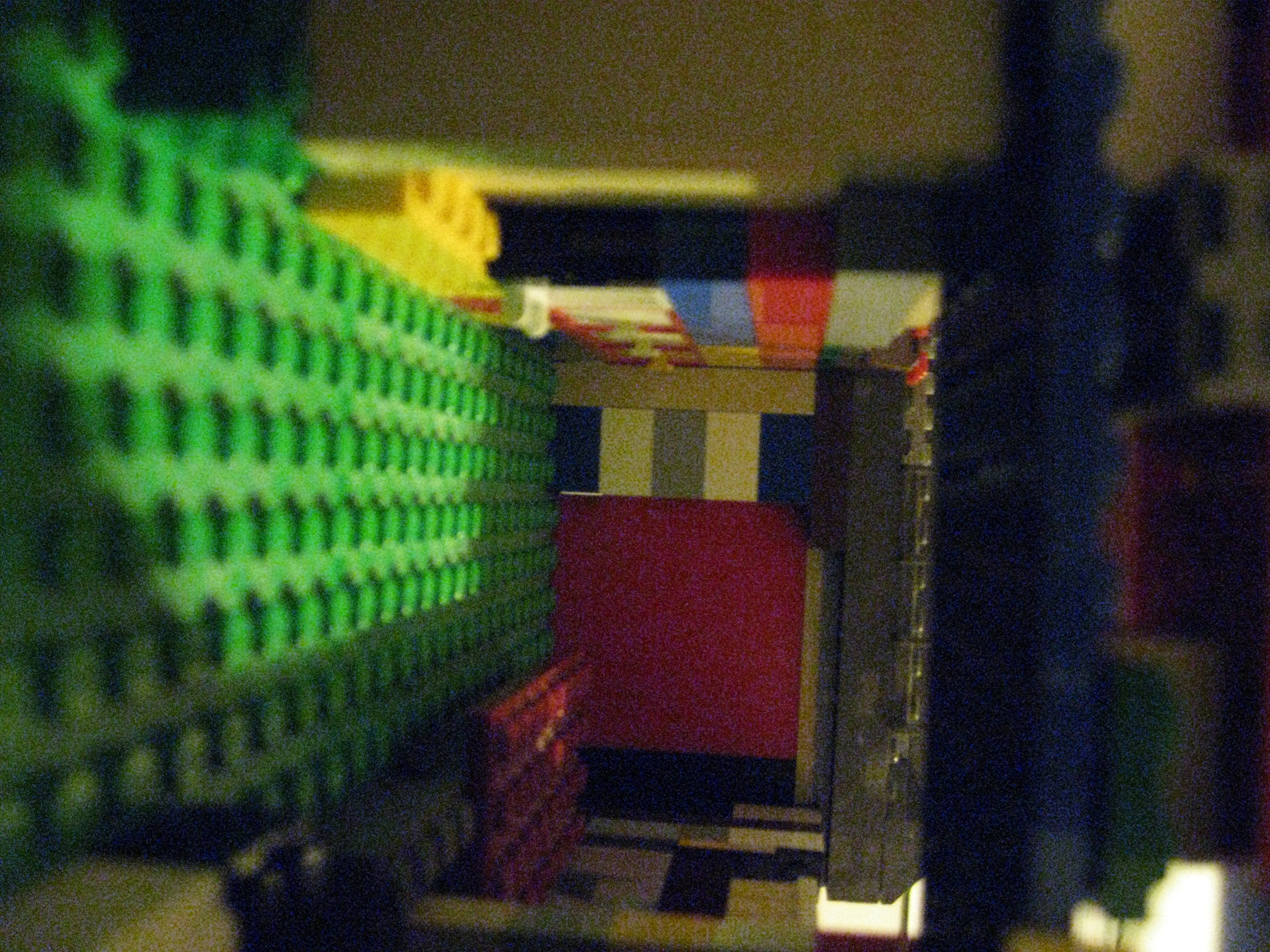 legosian_lab_004.jpg