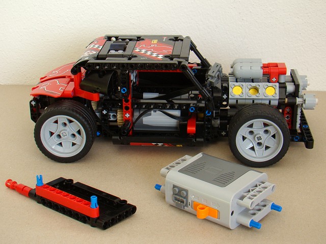 8041_model_3-4-hotrod.jpg
