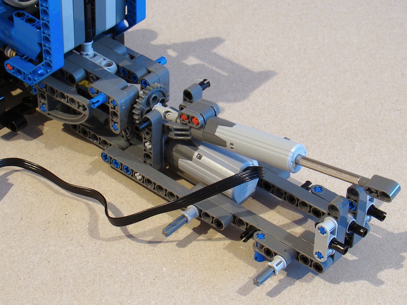 ins8052-1-19.jpg